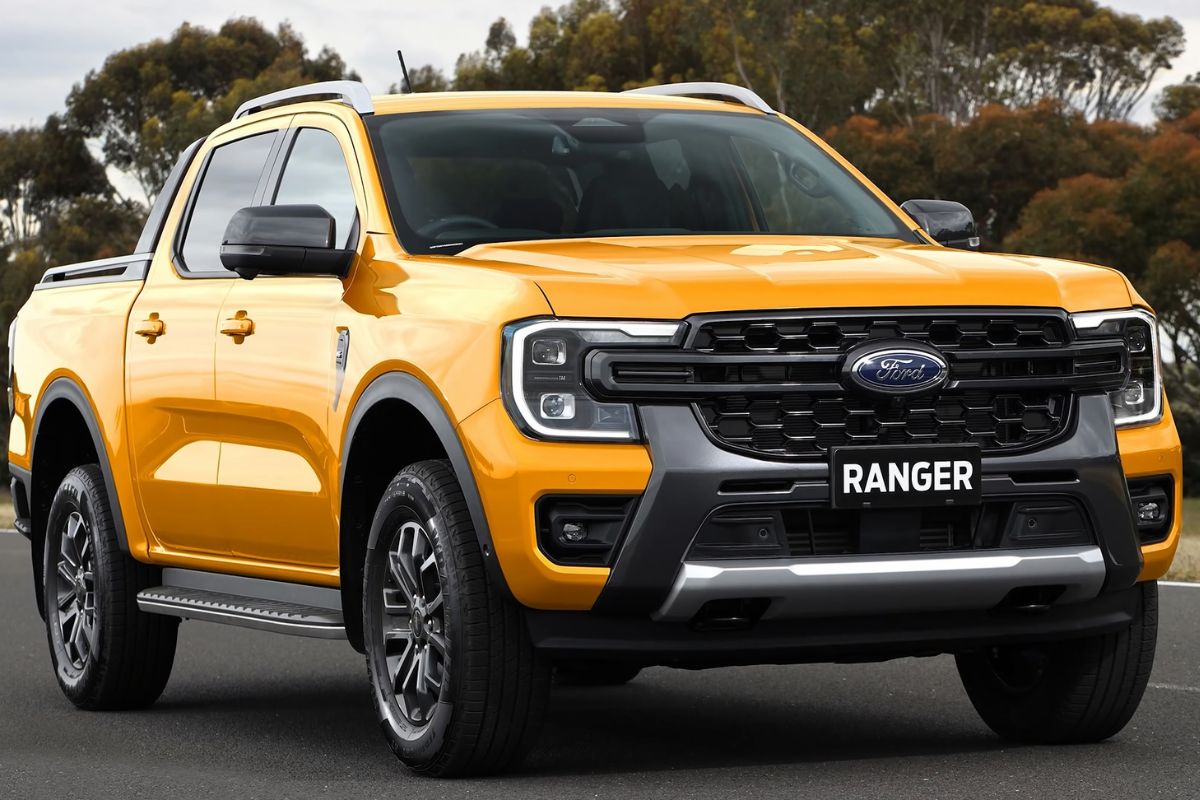 Mức tiêu thụ nhiên liệu xe bán tải Ford Ranger đi hết bao nhiêu lít dầu cho 100km? 